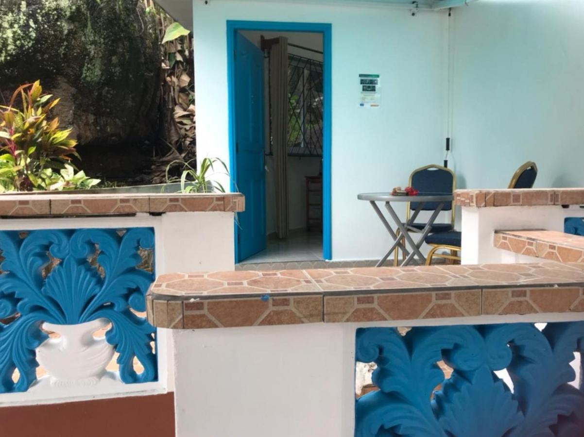 Acquario Guesthouse Anse Volbert Village Kültér fotó